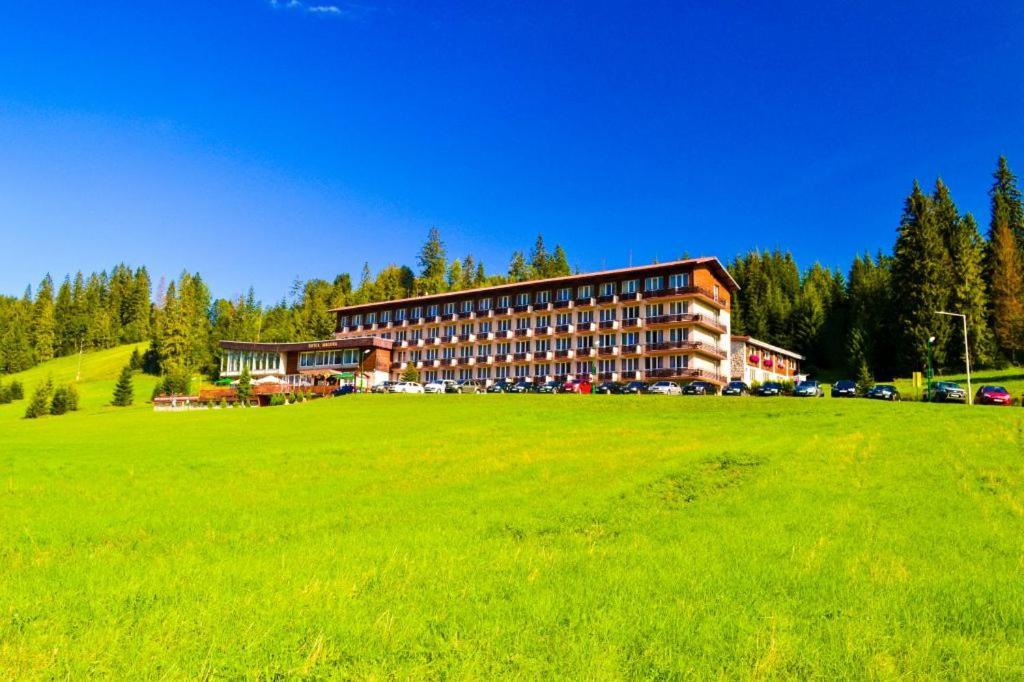 Hotel Magura Ždiar Buitenkant foto